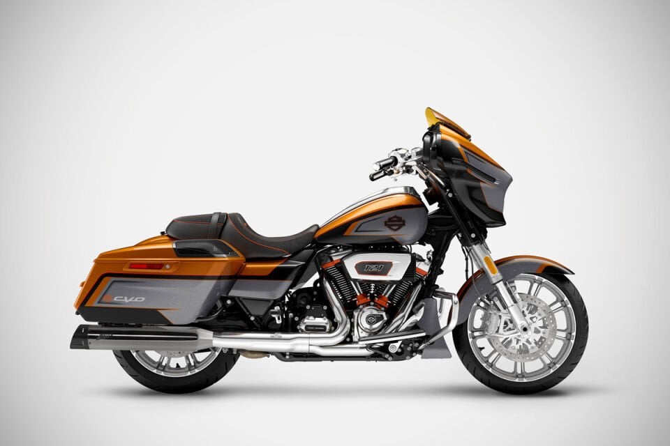 CVO STREET GLIDE EGZOZ | SLIP-ONS (25-26)