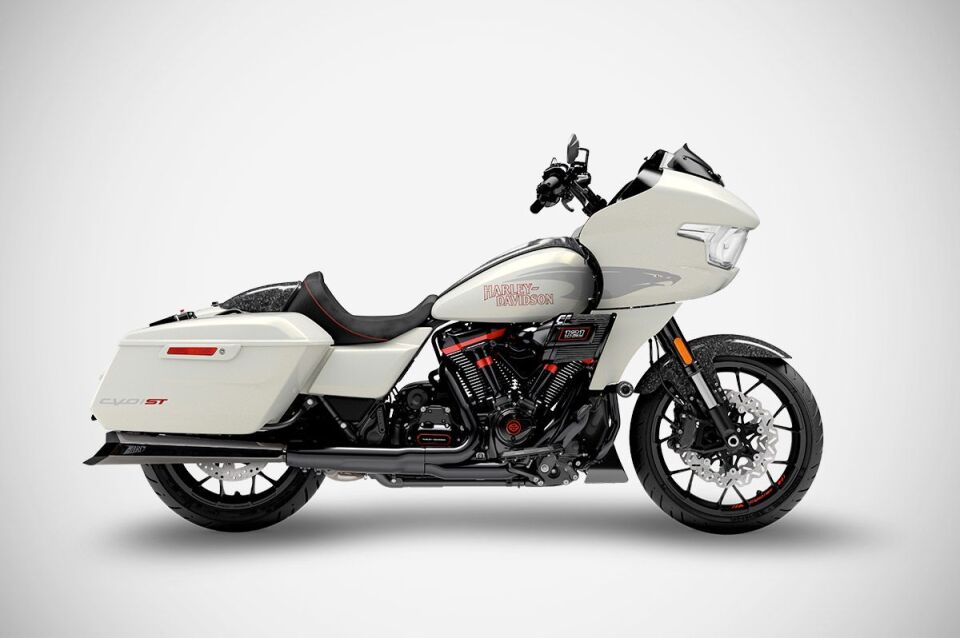 CVO ROAD GLIDE ST EGZOZ | 'MAVERICK' SLIP-ONS (21-26)