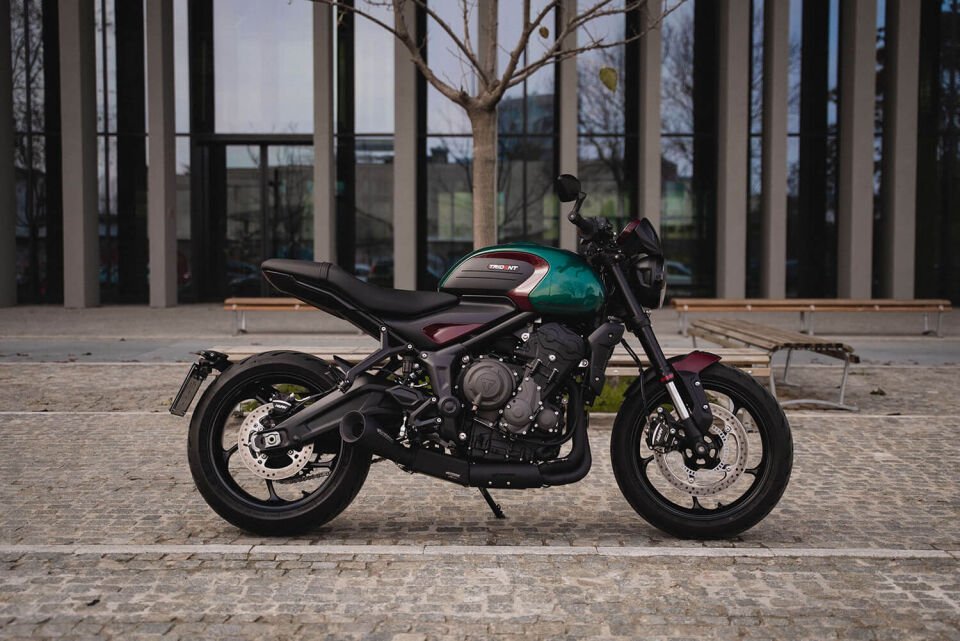 TRIUMPH TRIDENT 660 EGZOZ | FULL SİSTEM (21-23)