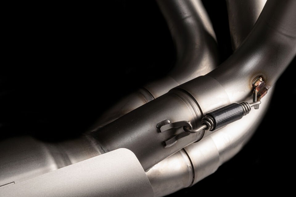 TRIUMPH TRIDENT 660 EGZOZ | FULL SİSTEM (21-23)