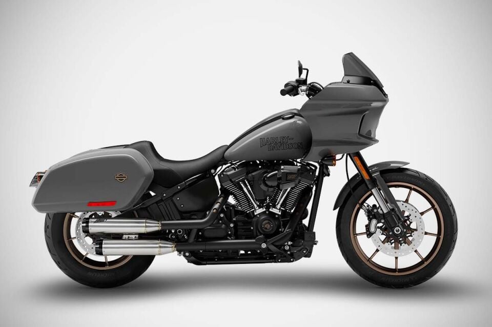 LOW RIDER ST EGZOZ | SLIP-ONS OVERLAPPED (17-24)