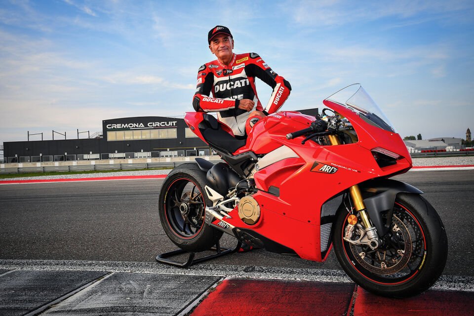 PANIGALE V4-V4S | COMPENSED SLIP-ON (18-19)