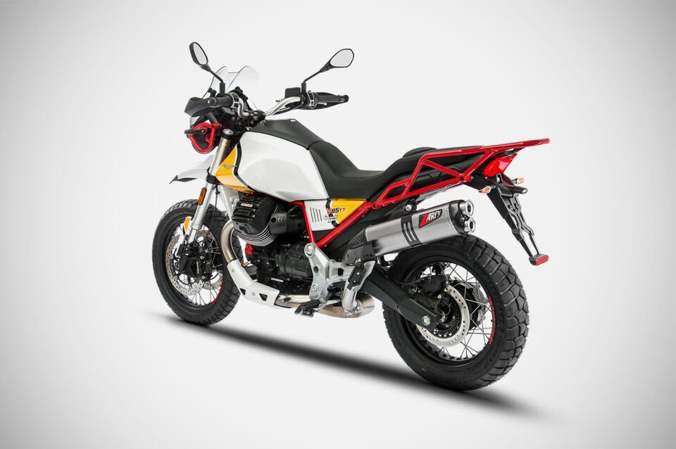 MOTO GUZZI V85 TT EGZOZ | SLIP-ON  (19-23)