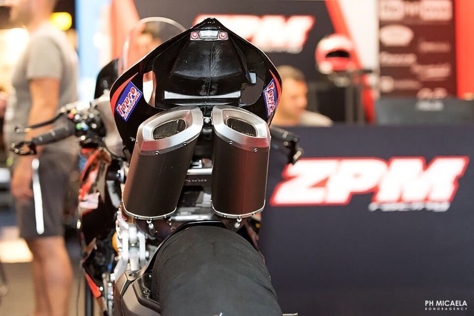 PANIGALE V2 | FULL SİSTEM EGZOZ ''RECTANGULAR '' (21-24)
