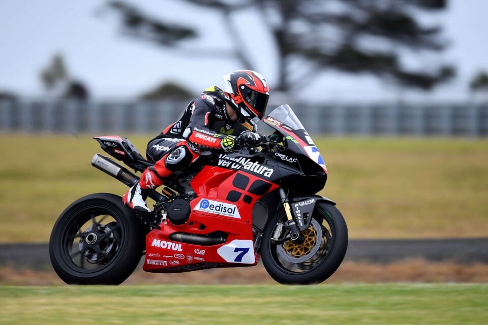 DUCATI PANIGALE V2 EGZOZ | FULL SİSTEM ''RECTANGULAR '' (21-24)