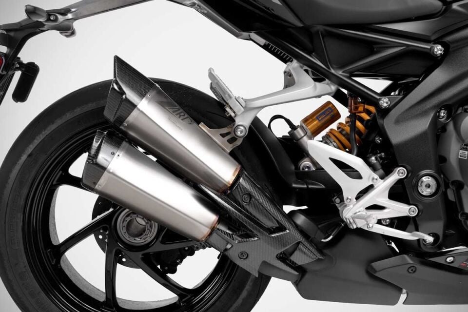 TRIUMPH SPEED TRIPLE 1200 RS/RR EGZOZ | SLIP-ON (25-26)