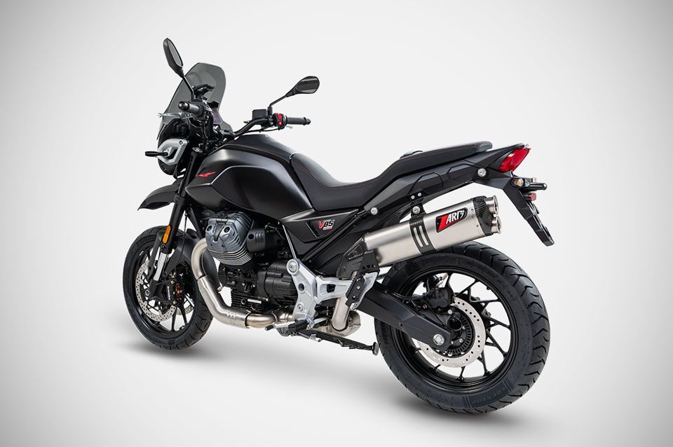 MOTO GUZZI V85 TT EGZOZ | SLIP-ON (25-26)