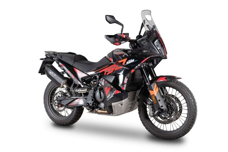 KTM 890 ADV. EGZOZ | SLIP-ON '' FIGHTER-EVO'' (21-25)
