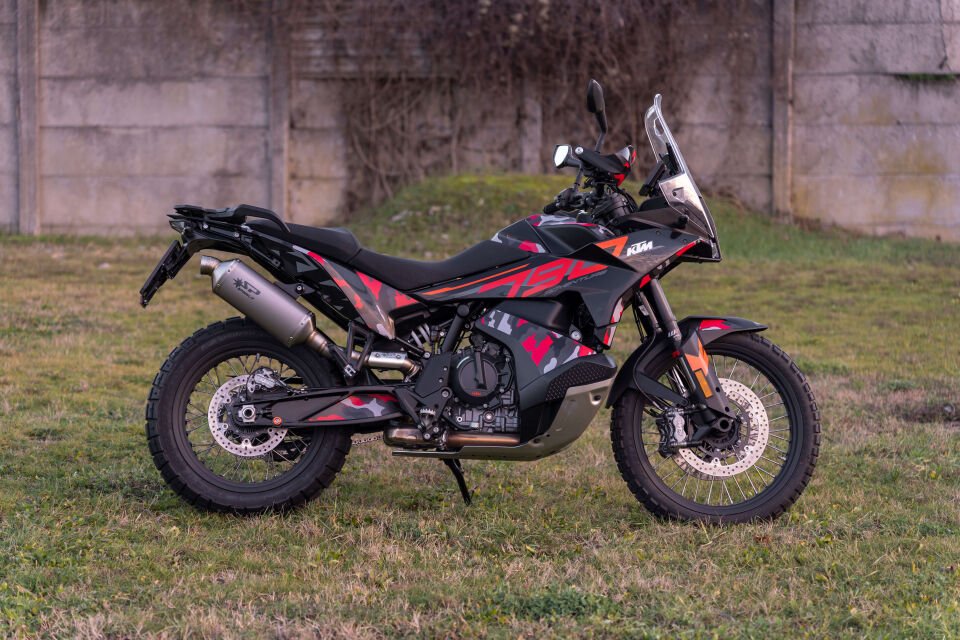 KTM 790 ADV. EGZOZ | SLIP-ON '' DAKAR'' (23-26)