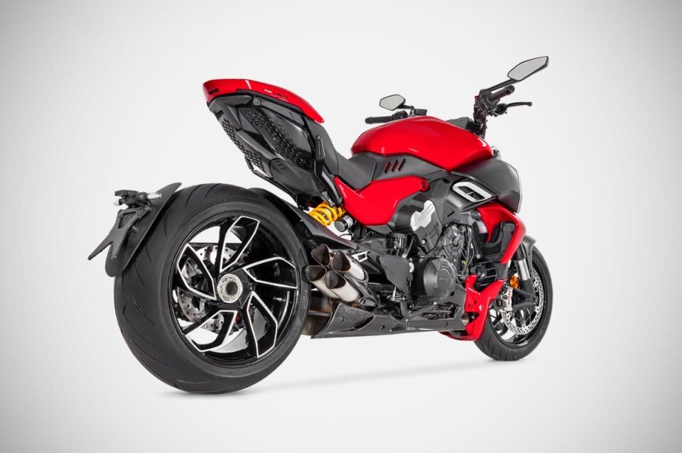 DUCATI DIAVEL V4 EGZOZ | ''PREDATOR BOX'' SLIP-ON (23-24)