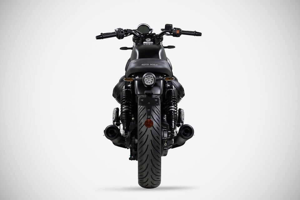 MOTO GUZZI V7 850 EGZOZ | ''TROFEO'' SLIP-ONS (2025)