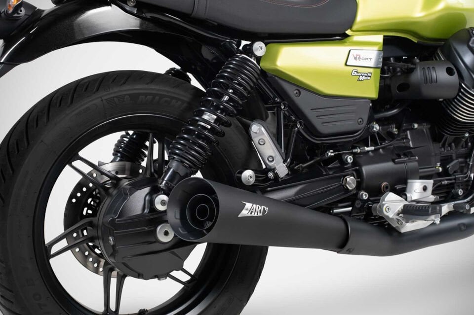 MOTO GUZZI V7 850 EGZOZ | ''EVO'' SLIP-ONS (2025)