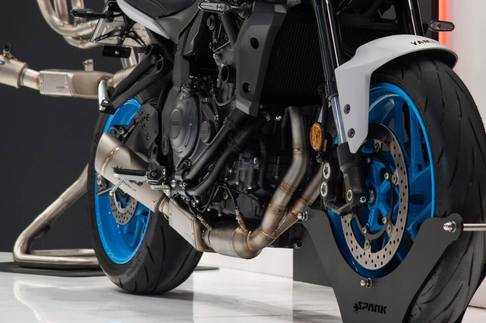 YAMAHA MT 07 EGZOZ | SPARK FULL SİSTEM (21-25)