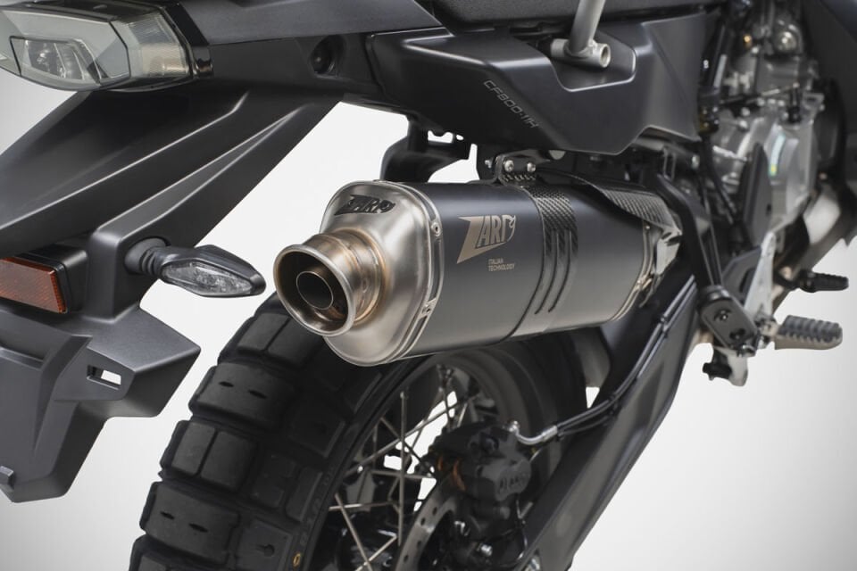 CF MOTO 800 MT EGZOZ | SLIP-ON (2025)