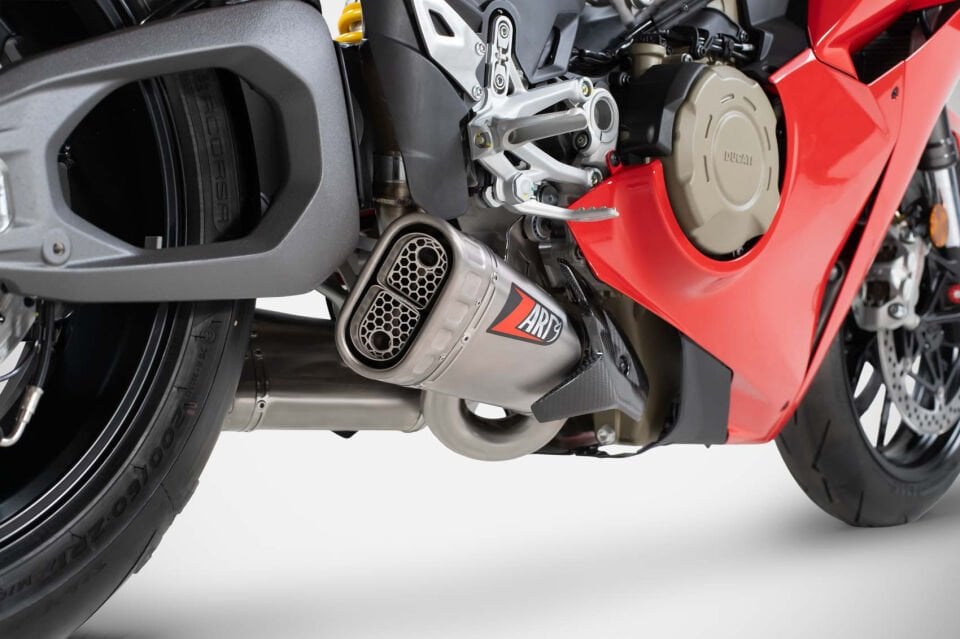 DUCATI PANIGALE V4-V4S EGZOZ | COMPENSED SLIP-ON (2025)