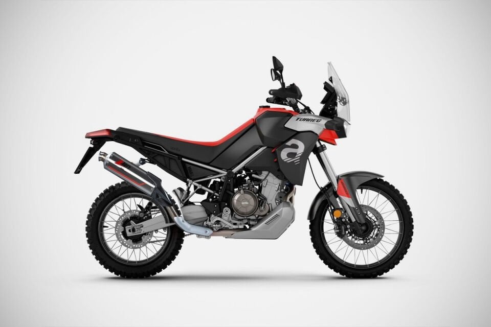 APRILLIA TUAREG 660 EGZOZ | ''SABBIA'' SLIP-ON (2025)